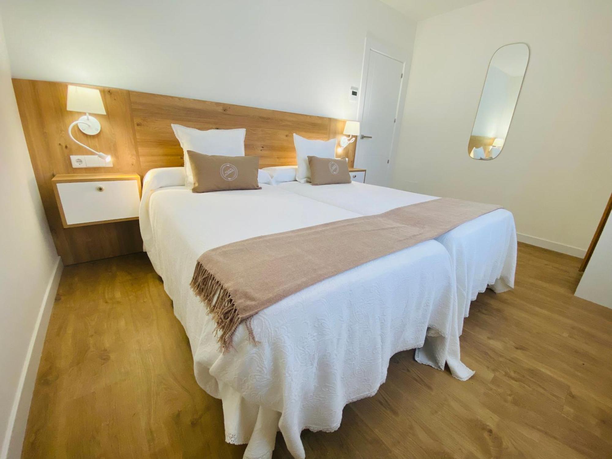 Apartamentos Palacio Alemar Loredo Bagian luar foto